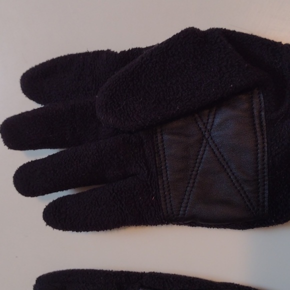 Columbia Black Fleece Winter Gloves size Small - Picture 10 of 16